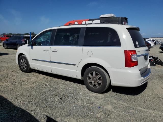 2013 Chrysler Town & Country Touring