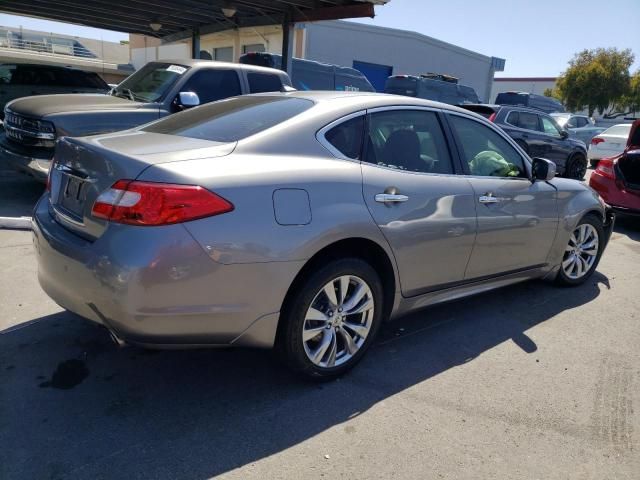 2013 Infiniti M37