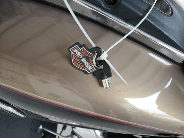 2004 Harley-Davidson Flhtcui