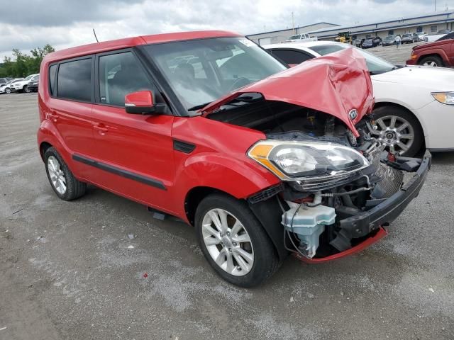 2013 KIA Soul +