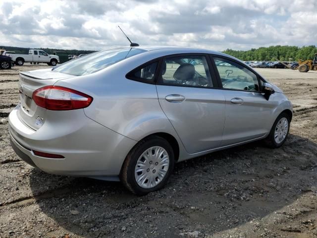 2015 Ford Fiesta SE