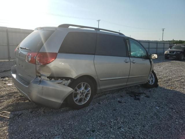 2006 Toyota Sienna XLE