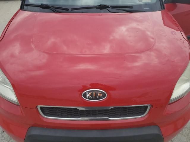 2011 KIA Soul +