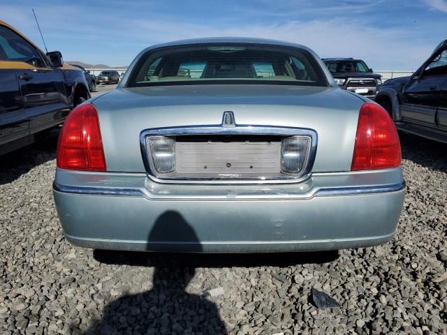 2007 Lincoln Town Car Signature