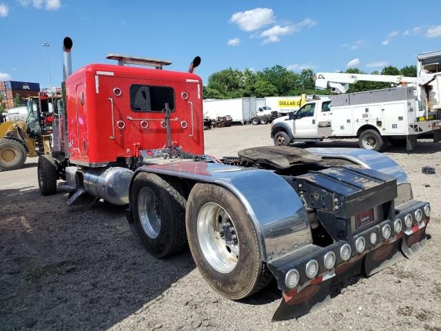 2016 Peterbilt 389