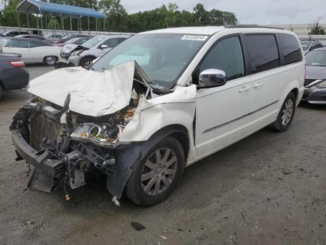 2011 Chrysler Town & Country Touring L