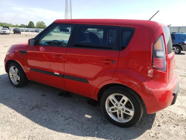 2011 KIA Soul +