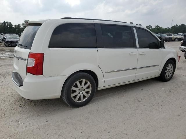 2013 Chrysler Town & Country Touring