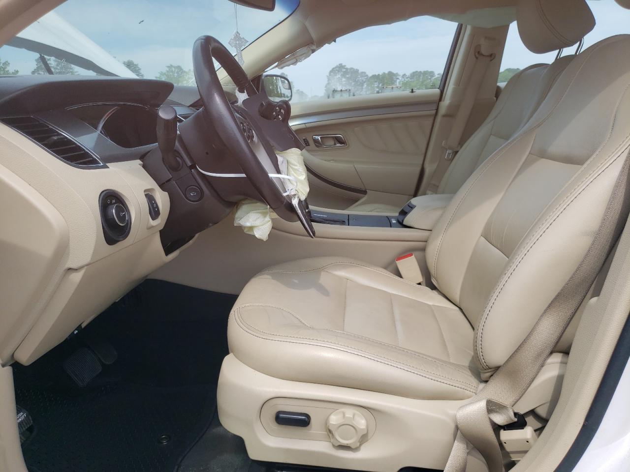 2015 Ford Taurus sel