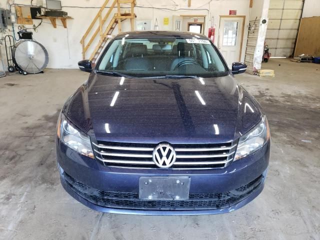 2014 Volkswagen Passat S