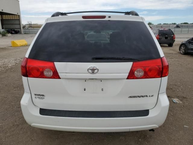 2009 Toyota Sienna CE