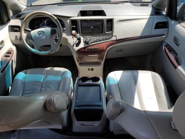 2011 Toyota Sienna XLE