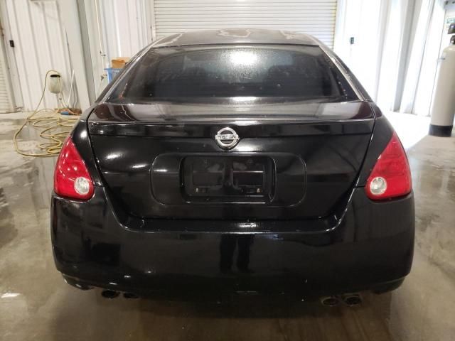 2005 Nissan Maxima SE