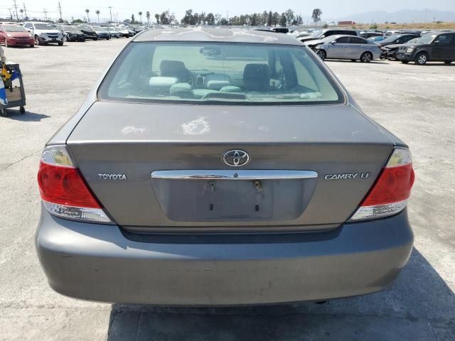 2005 Toyota Camry LE