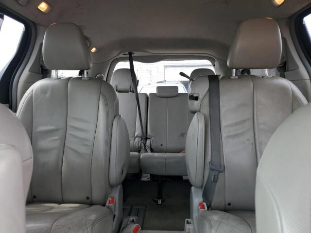 2012 Toyota Sienna XLE