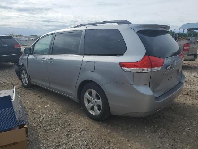 2011 Toyota Sienna LE