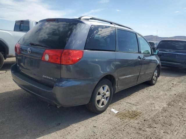 2009 Toyota Sienna CE