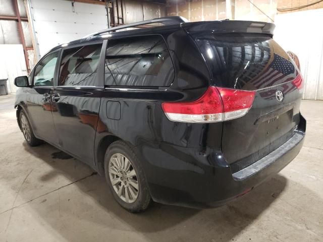 2014 Toyota Sienna LE