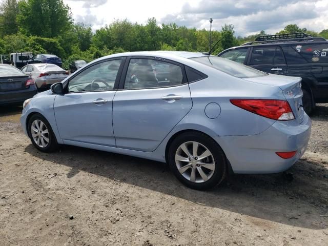 2013 Hyundai Accent GLS