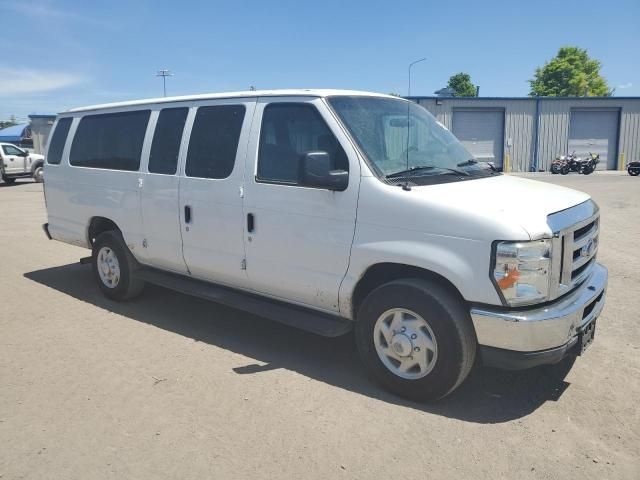 2009 Ford Econoline E350 Super Duty Wagon