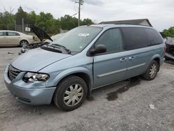 Chrysler Vehiculos salvage en venta: 2005 Chrysler Town & Country Touring