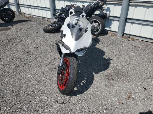 2014 Ducati Superbike 899 Panigale