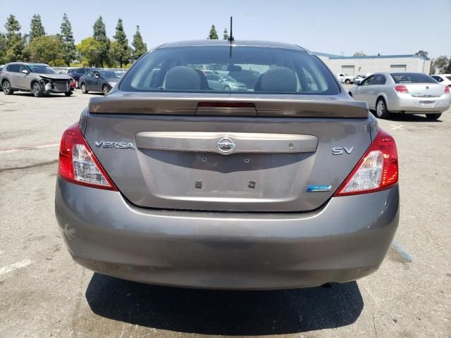 2014 Nissan Versa S