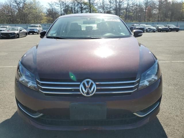 2013 Volkswagen Passat SE