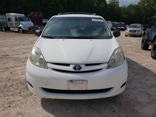 2007 Toyota Sienna CE