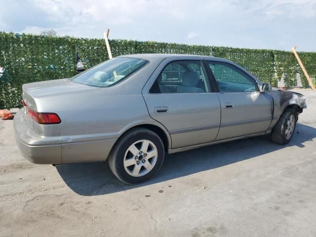 1999 Toyota Camry LE