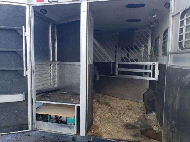 2006 Silverton Horse Trailer