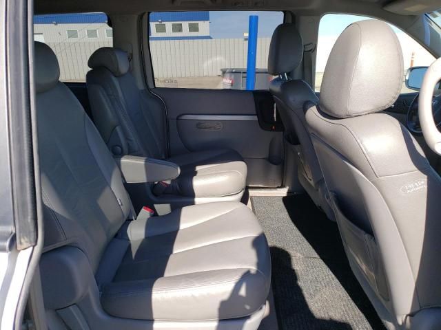 2007 Hyundai Entourage GLS