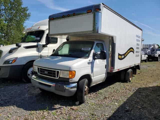 2006 Ford Econoline E450 Super Duty Cutaway Van