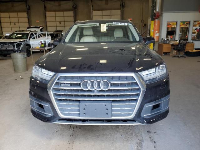 2017 Audi Q7 Premium Plus