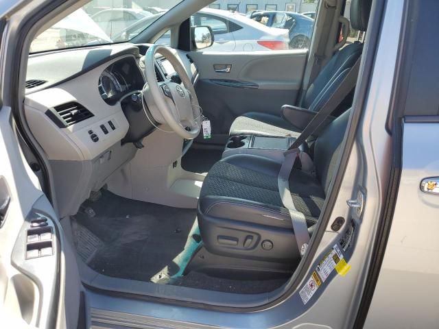 2014 Toyota Sienna Sport