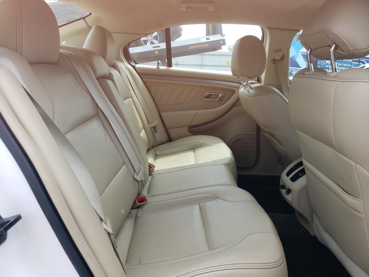 2015 Ford Taurus sel