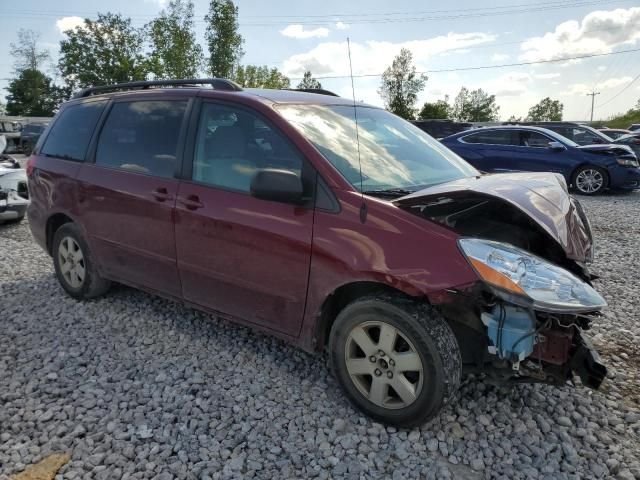 2009 Toyota Sienna CE