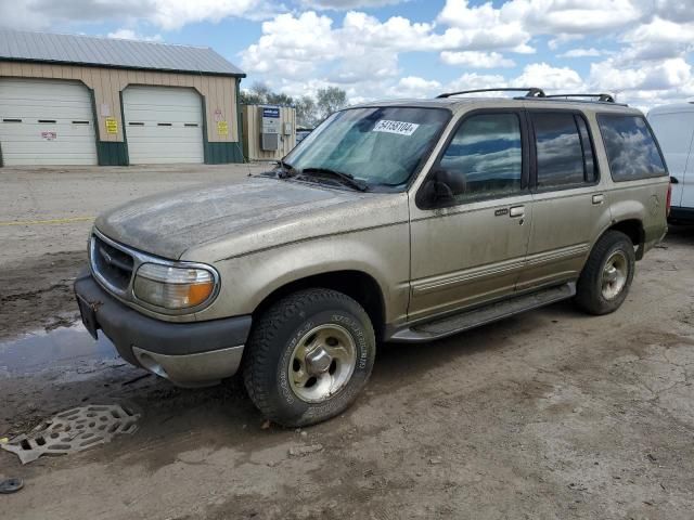 2000 Ford Explorer XLT