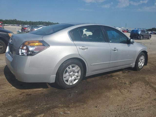 2010 Nissan Altima Base