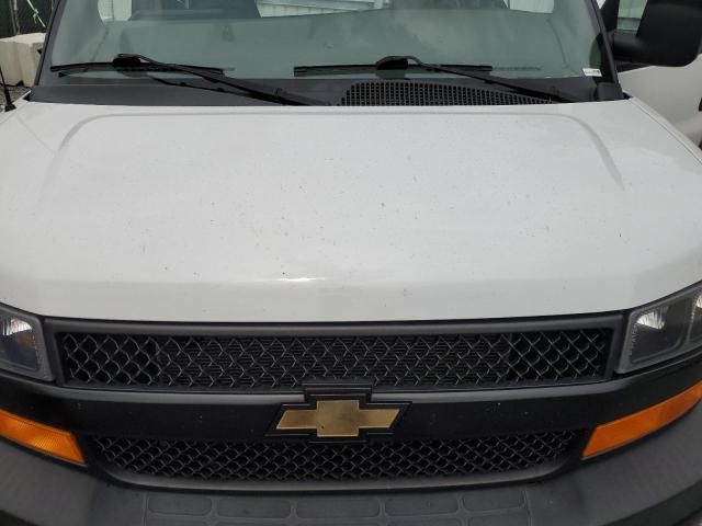 2021 Chevrolet Express G2500