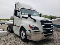 Vehiculos salvage en venta de Copart West Warren, MA: 2020 Freightliner Cascadia 126