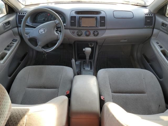 2004 Toyota Camry LE