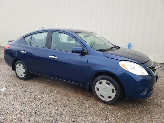 2013 Nissan Versa S