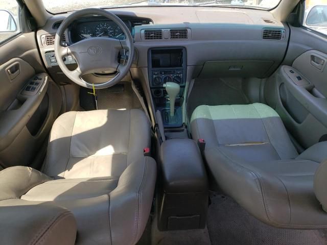 1999 Toyota Camry LE