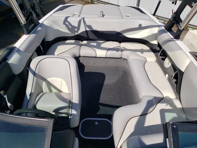 2012 Malibu Boat