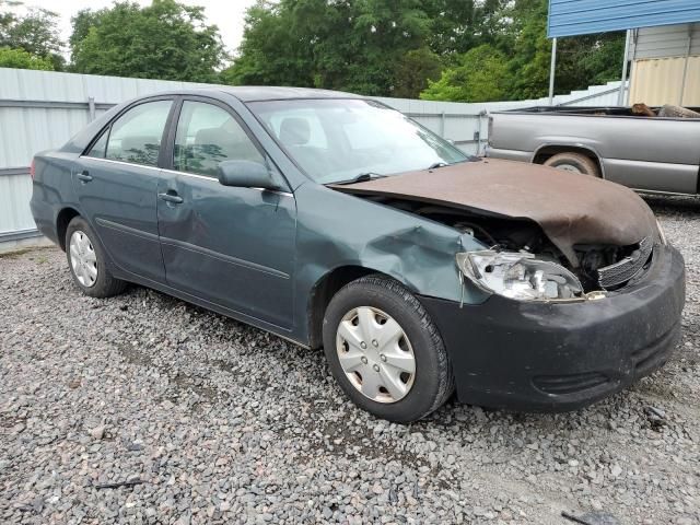 2004 Toyota Camry LE