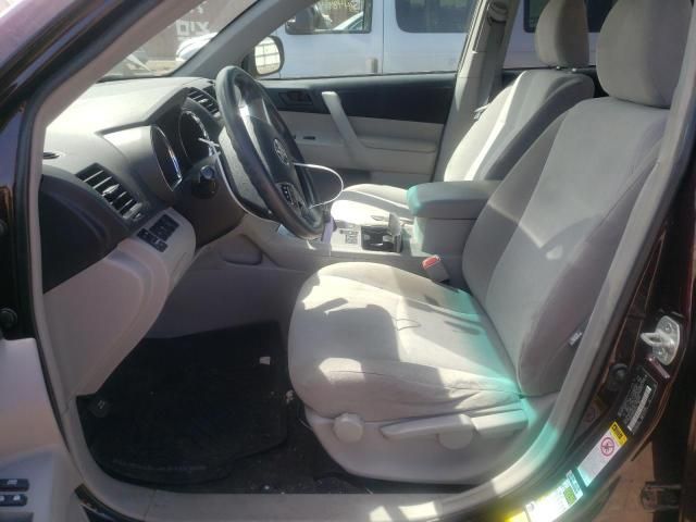 2013 Toyota Highlander Base