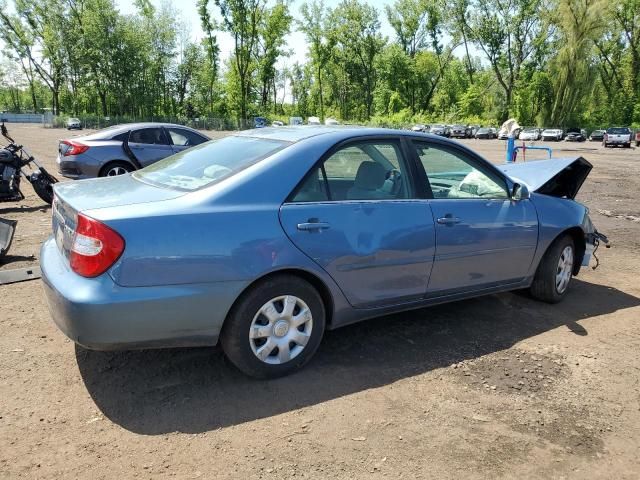 2004 Toyota Camry LE