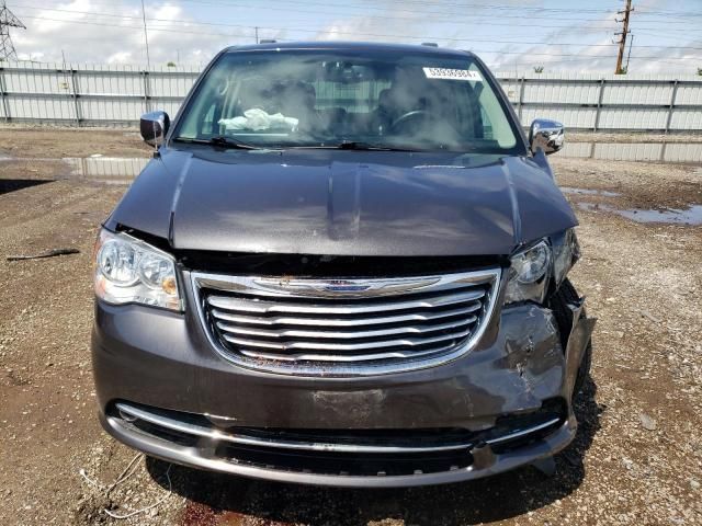 2015 Chrysler Town & Country Limited