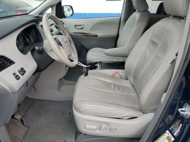 2011 Toyota Sienna XLE